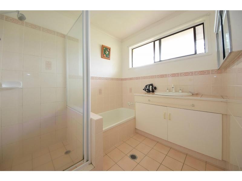 16 Kallay Street, Miami QLD 4220