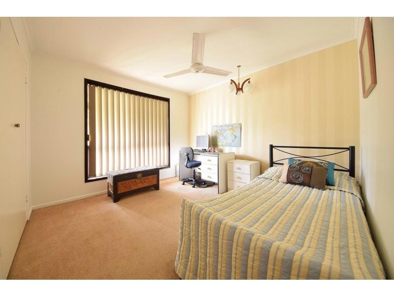 16 Kallay Street, Miami QLD 4220