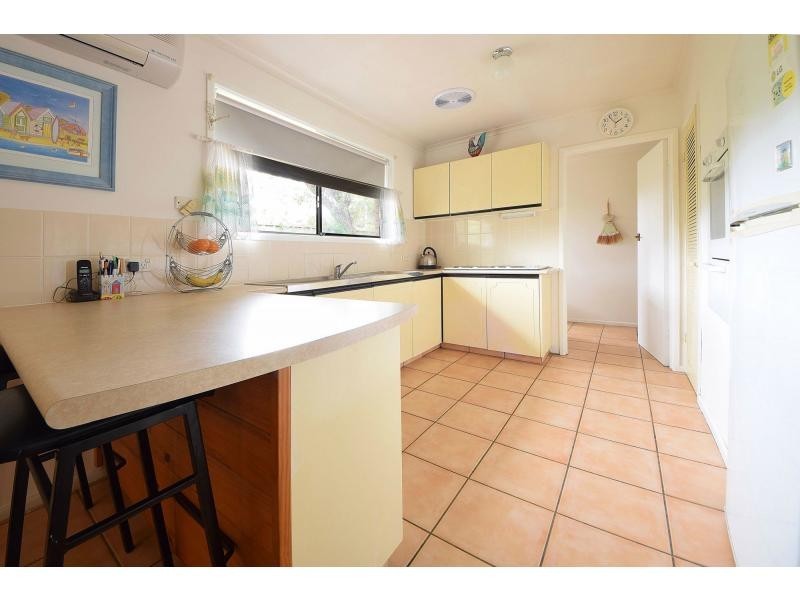 16 Kallay Street, Miami QLD 4220