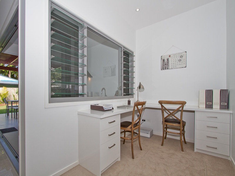 121 Nobby Parade, Miami QLD 4220