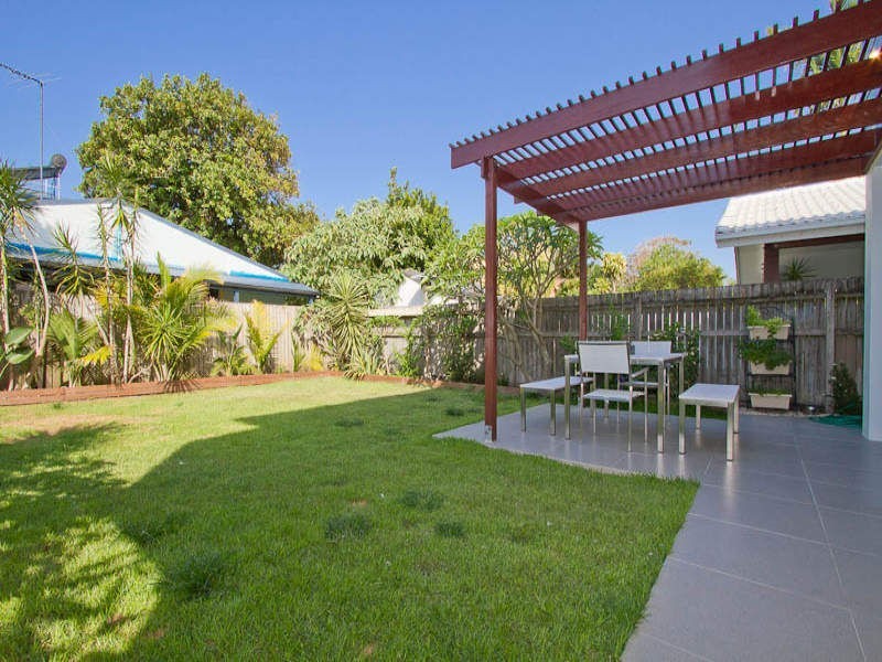 121 Nobby Parade, Miami QLD 4220