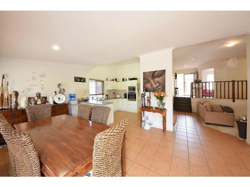 34 Wonga Street, Burleigh Heads QLD 4220