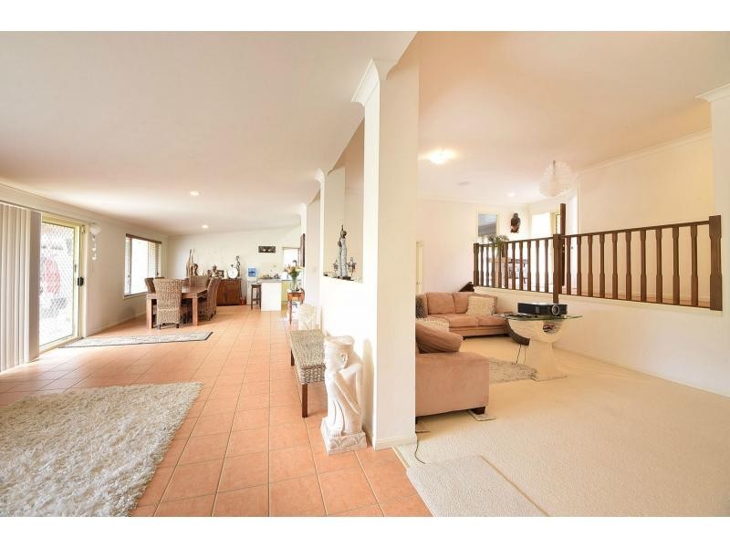 34 Wonga Street, Burleigh Heads QLD 4220