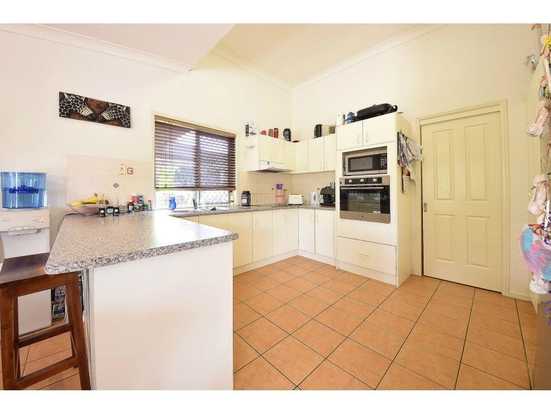 34 Wonga Street, Burleigh Heads QLD 4220