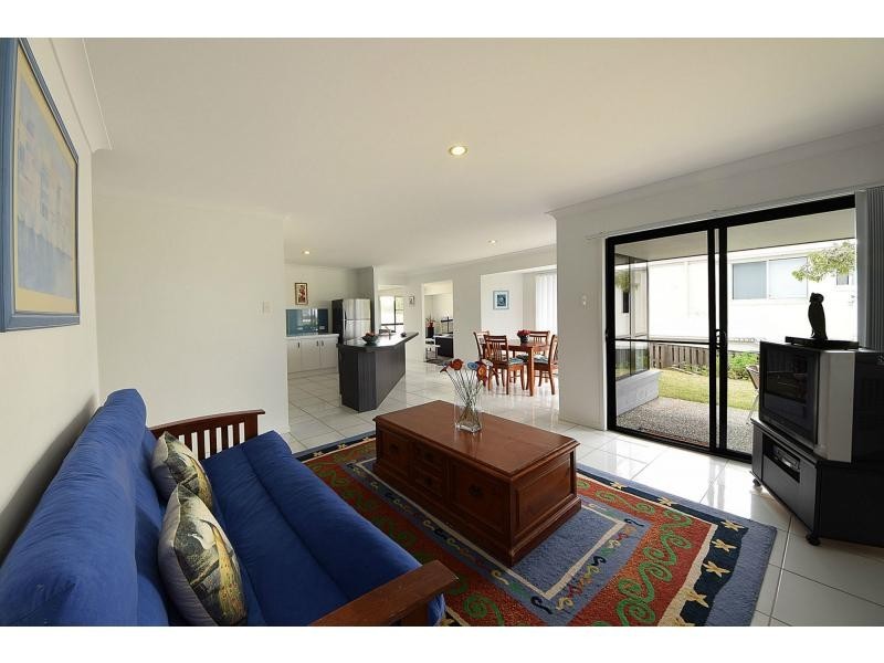 14 Everstar Street, Reedy Creek QLD 4227