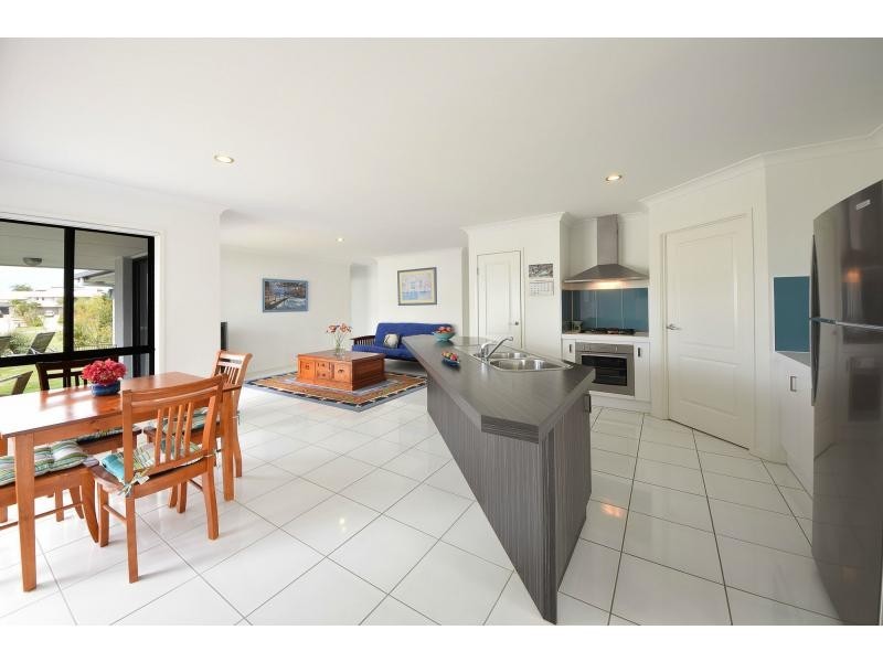 14 Everstar Street, Reedy Creek QLD 4227