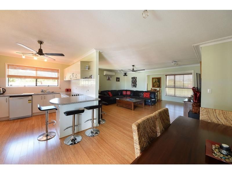 14 Eagle Avenue, Burleigh Waters QLD 4220