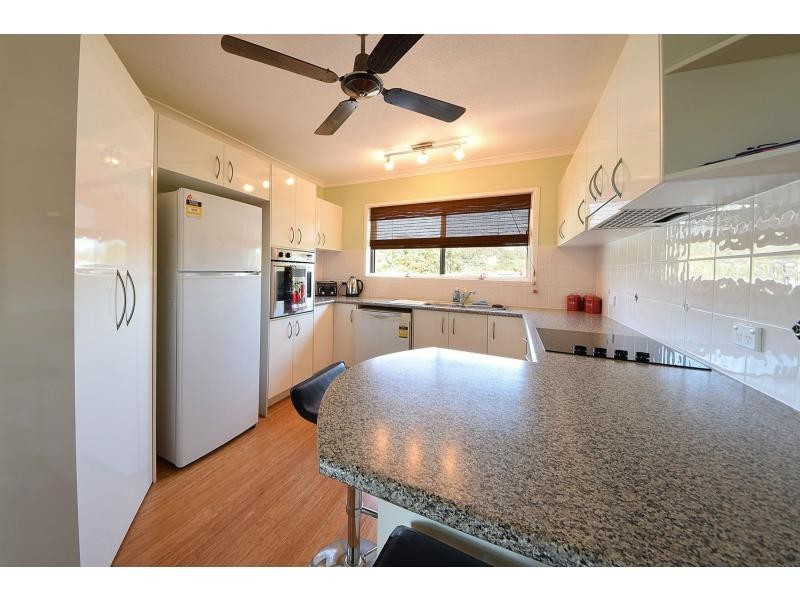 14 Eagle Avenue, Burleigh Waters QLD 4220