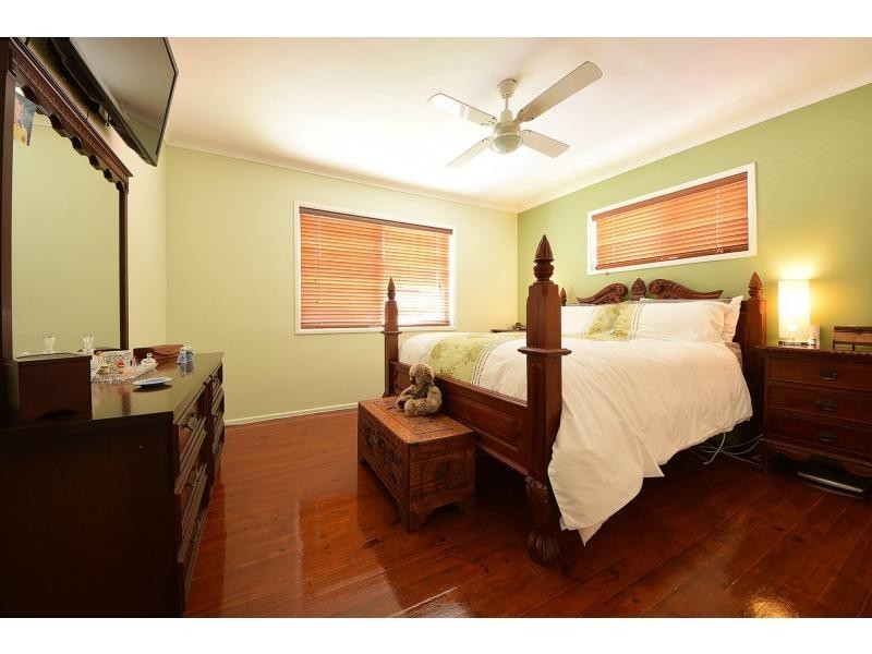 14 Eagle Avenue, Burleigh Waters QLD 4220
