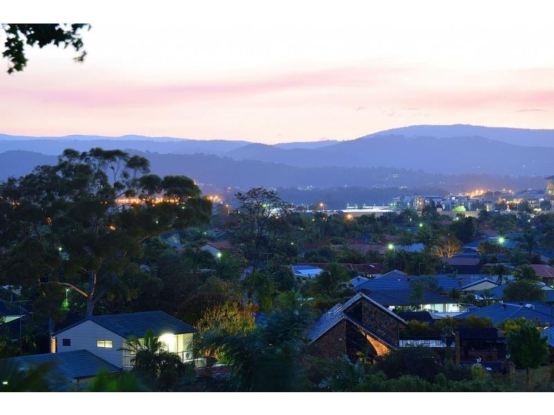 5 Kaydee Court, Miami QLD 4220