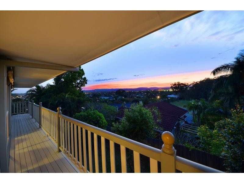 5 Kaydee Court, Miami QLD 4220