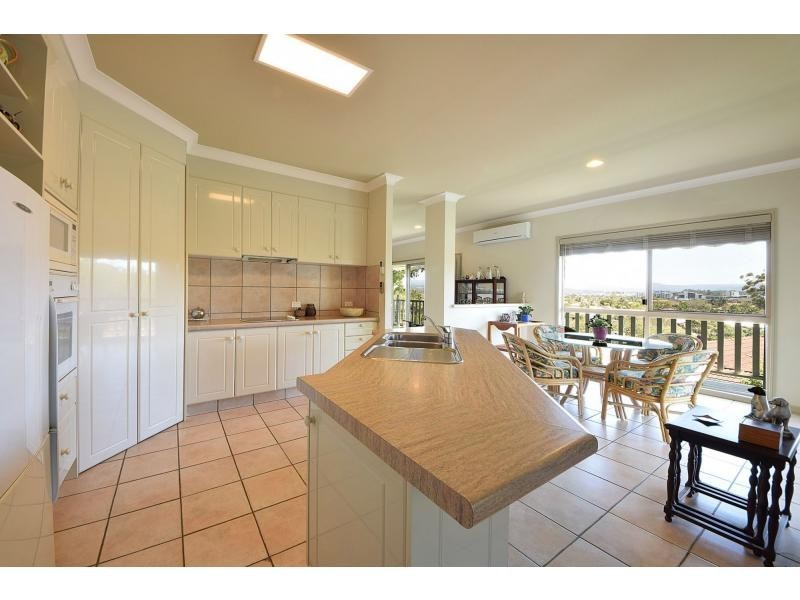 5 Kaydee Court, Miami QLD 4220