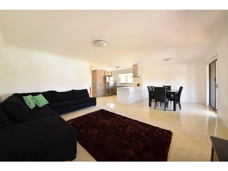 5/31 Armrick Avenue, Broadbeach QLD 4218