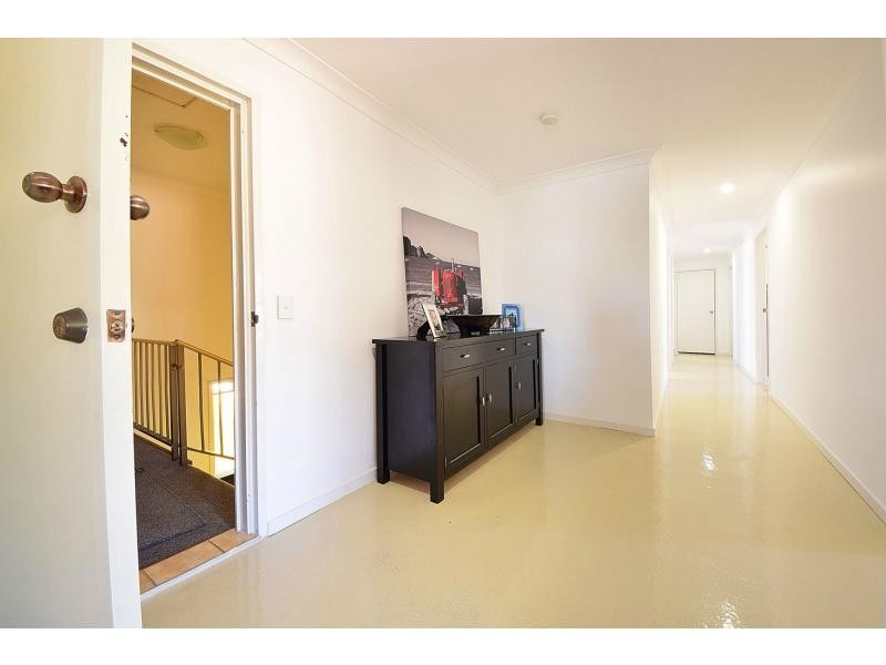 5/31 Armrick Avenue, Broadbeach QLD 4218