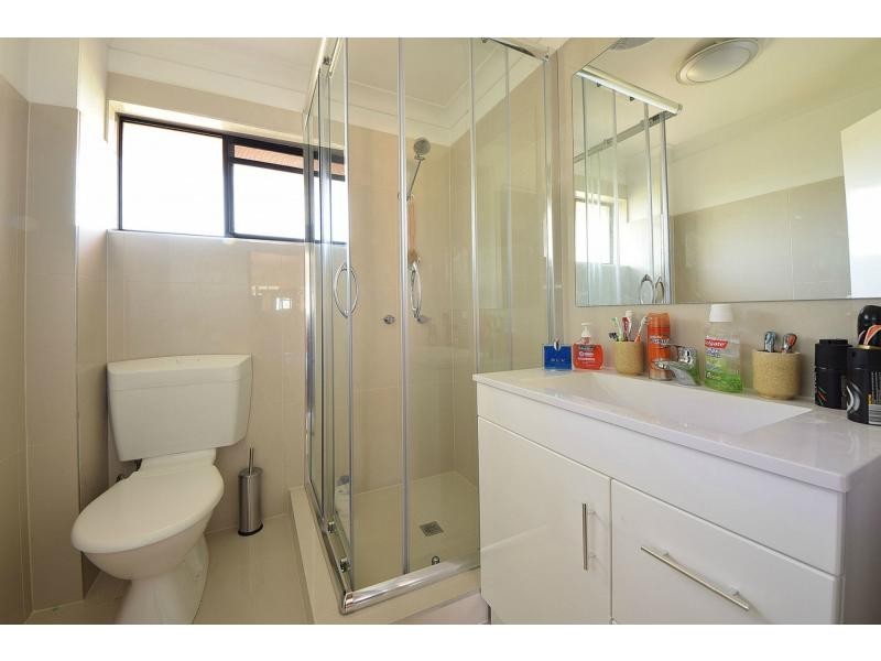 5/31 Armrick Avenue, Broadbeach QLD 4218