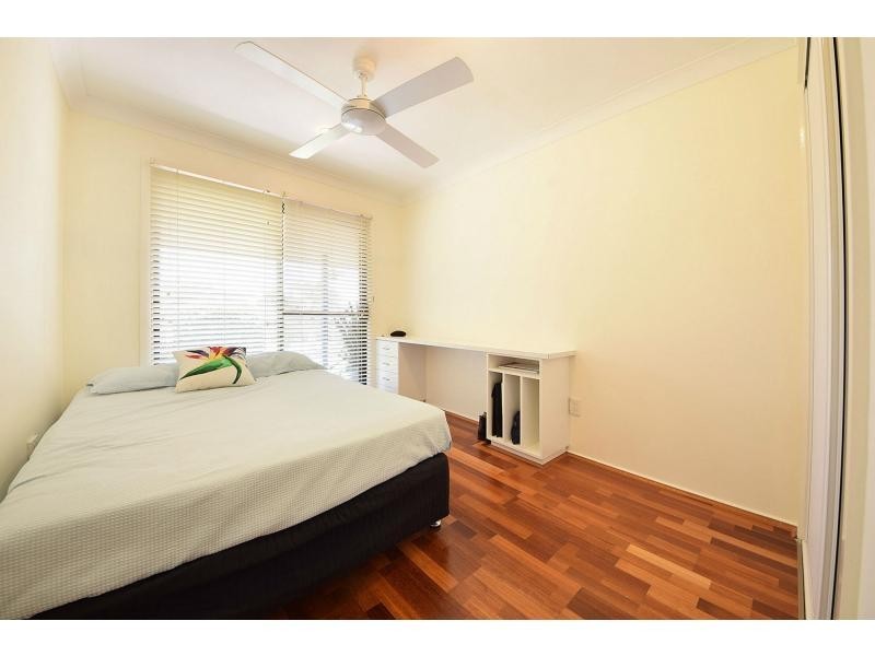 2 Bradley Avenue, Miami QLD 4220
