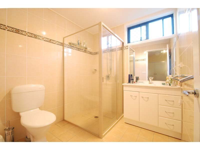 74 Acanthus Avenue, Burleigh Heads QLD 4220