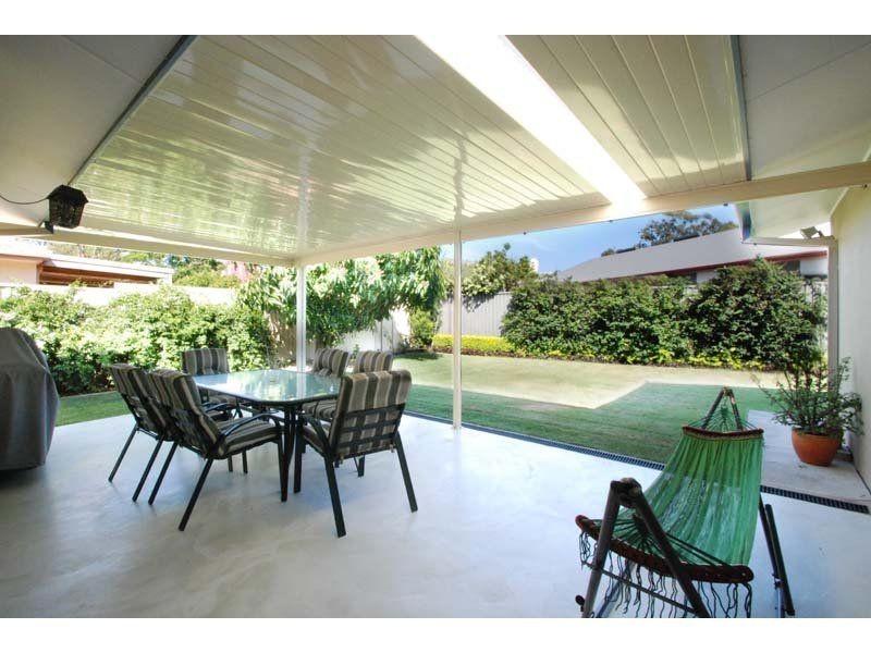 74 Acanthus Avenue, Burleigh Heads QLD 4220