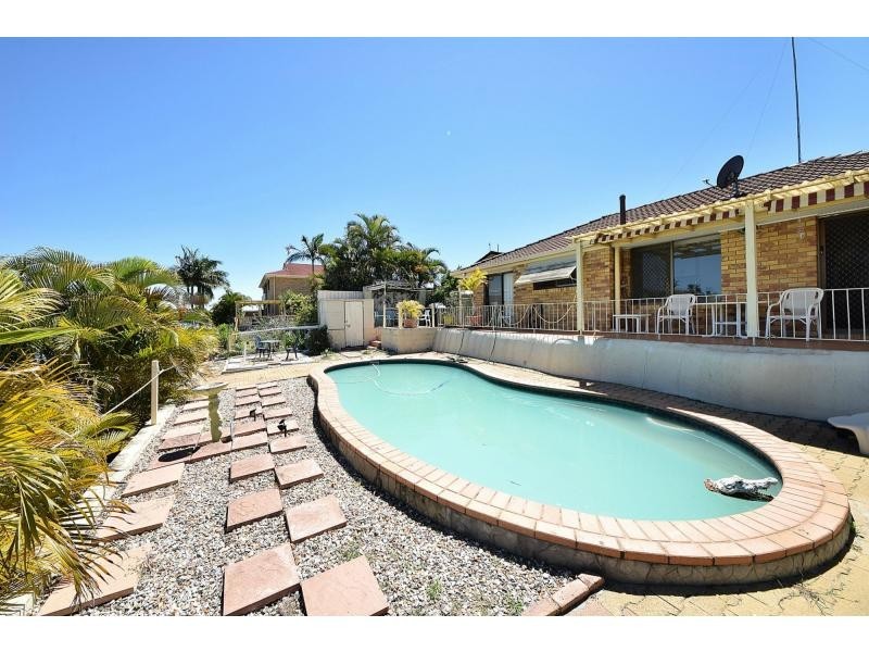 43 Kingfisher Crescent, Burleigh Waters QLD 4220