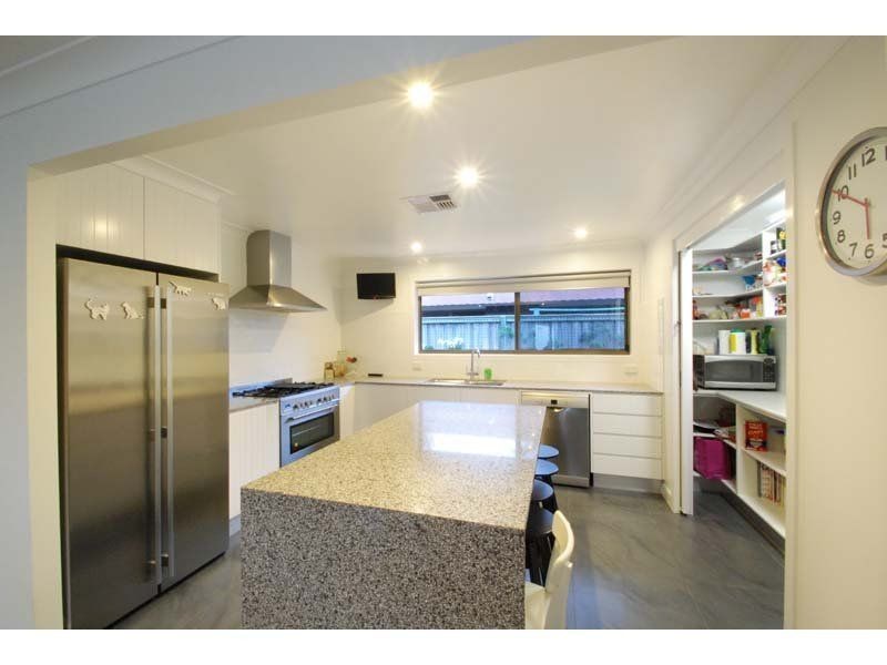8 Violet Court, Miami QLD 4220