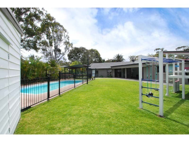 8 Violet Court, Miami QLD 4220