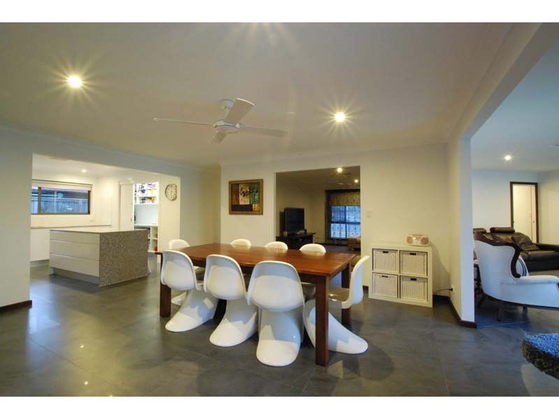 8 Violet Court, Miami QLD 4220