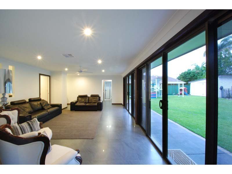 8 Violet Court, Miami QLD 4220