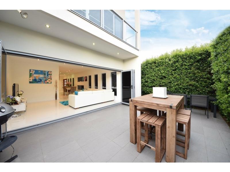 1/40 Albion Avenue, Miami QLD 4220