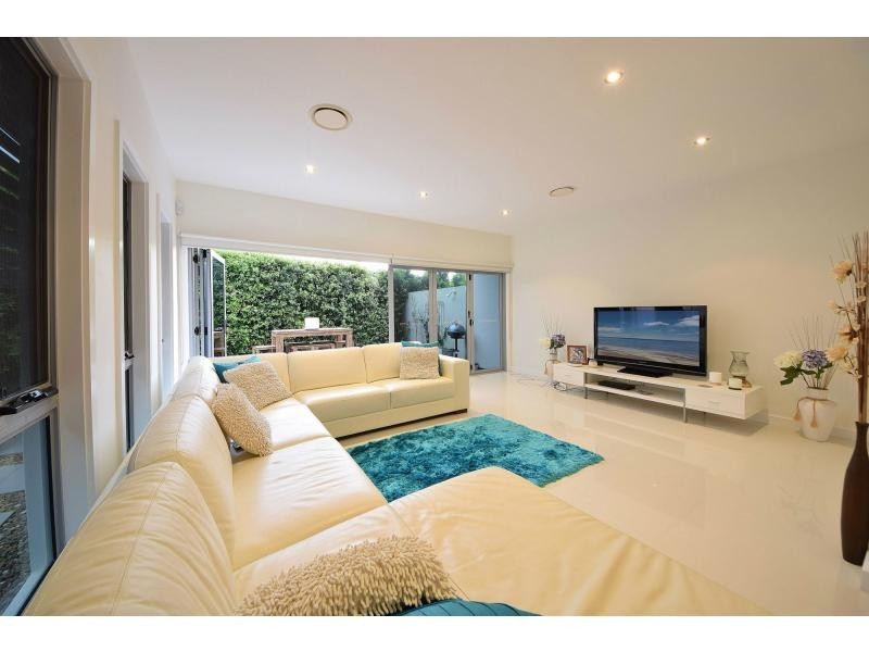 1/40 Albion Avenue, Miami QLD 4220