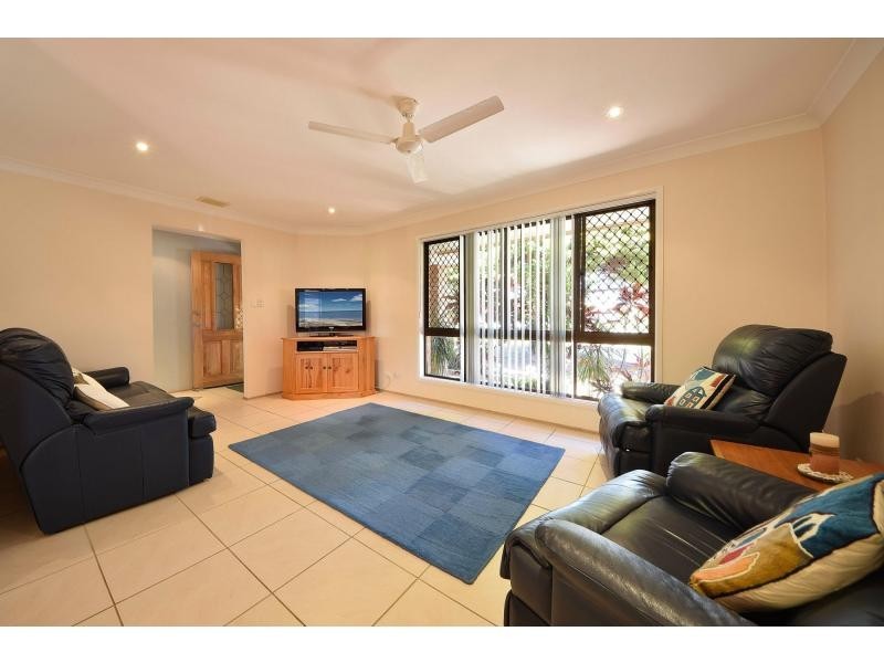 7 Boston Place, Burleigh Waters QLD 4220