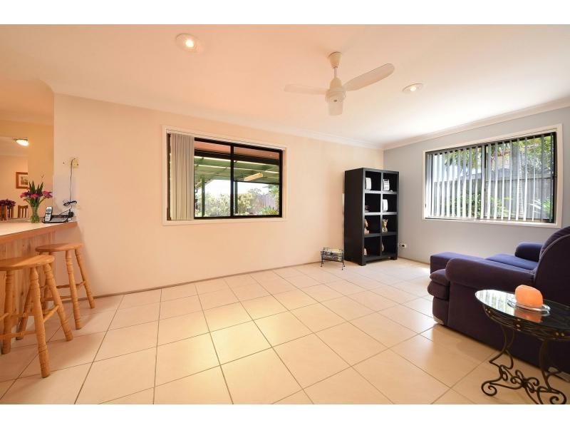 7 Boston Place, Burleigh Waters QLD 4220