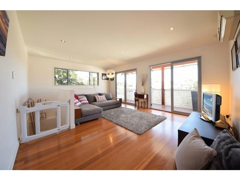 53 Warrina Crescent, Burleigh Waters QLD 4220