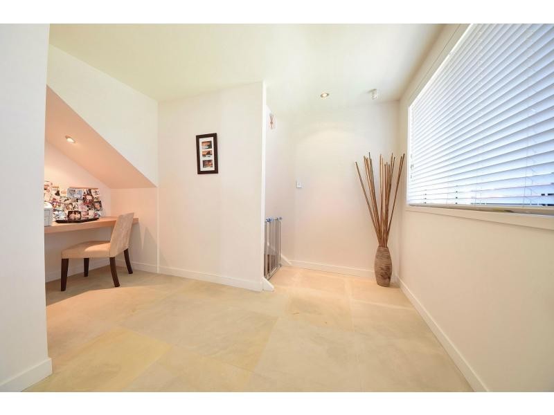 53 Warrina Crescent, Burleigh Waters QLD 4220