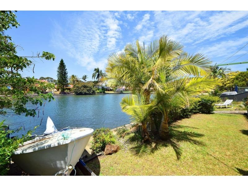 7 Tiller Court, Currumbin Waters QLD 4223