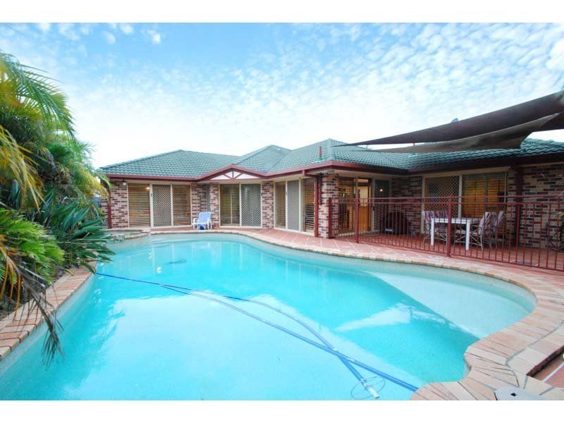 38 Wedgebill Parade, Burleigh Waters QLD 4220