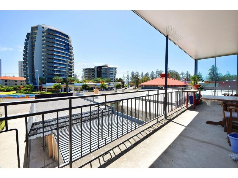 10/1740 Gold Coast Highway, Burleigh Heads QLD 4220