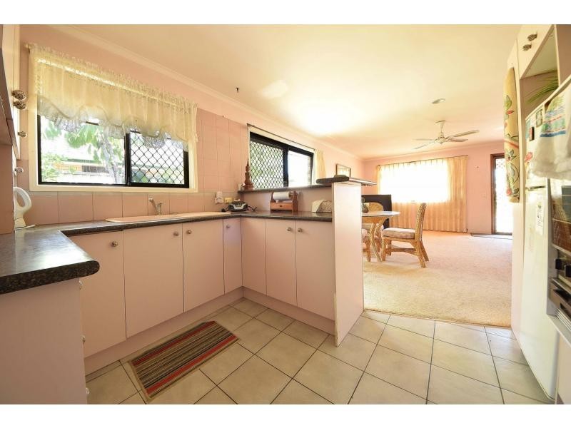 2/85 Christine Avenue, Burleigh Waters QLD 4220