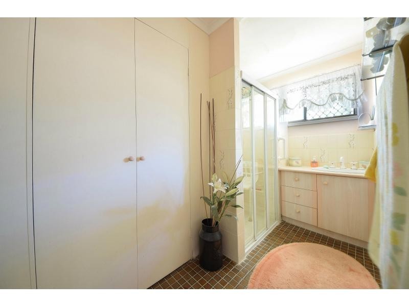 2/85 Christine Avenue, Burleigh Waters QLD 4220