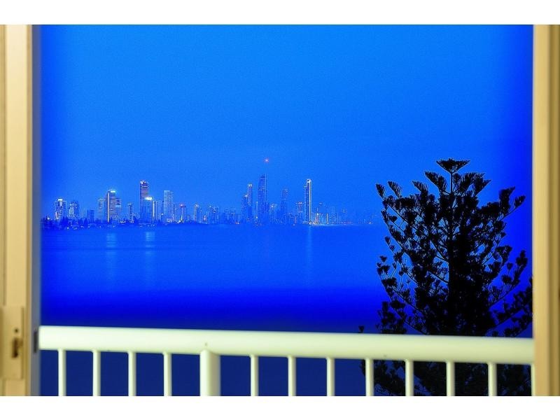 19/2 Goodwin Terrace, Burleigh Heads QLD 4220