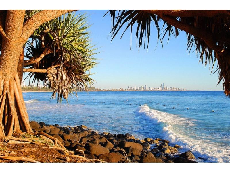 19/2 Goodwin Terrace, Burleigh Heads QLD 4220