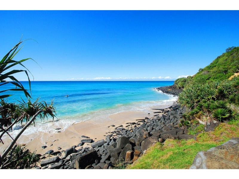 19/2 Goodwin Terrace, Burleigh Heads QLD 4220