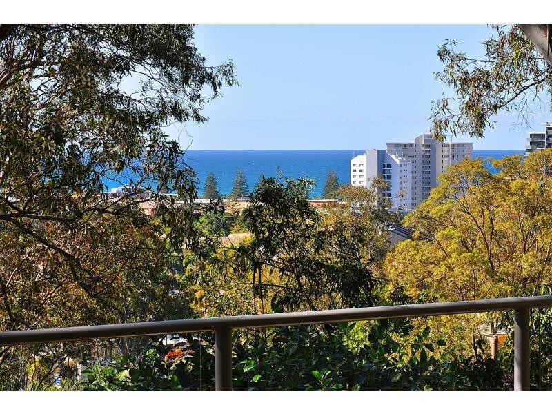2/22 View Street, Burleigh Heads QLD 4220
