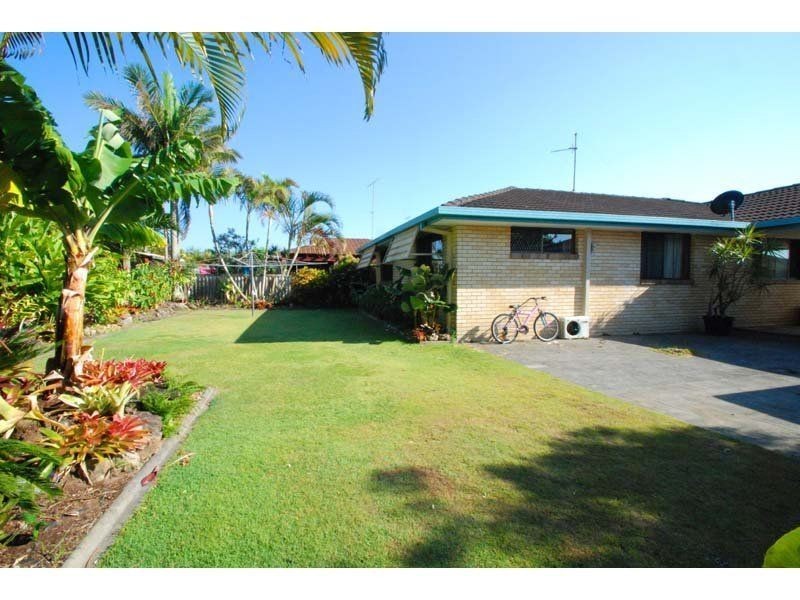 132 Burleigh Street, Burleigh Waters QLD 4220