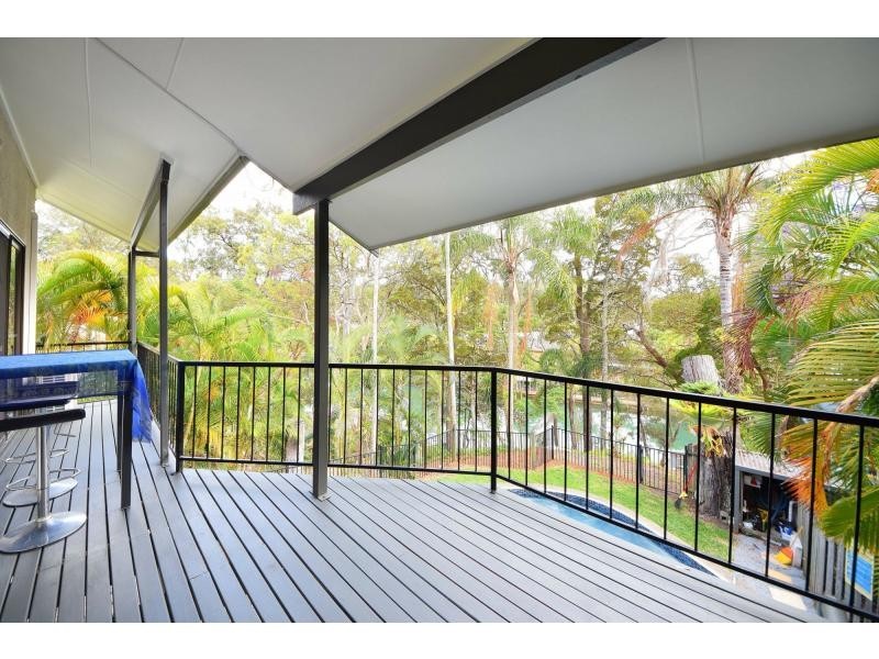82 Ocean Parade, Burleigh Heads QLD 4220
