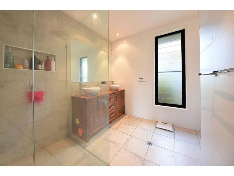 2/2073 Gold Coast Highway, Miami QLD 4220