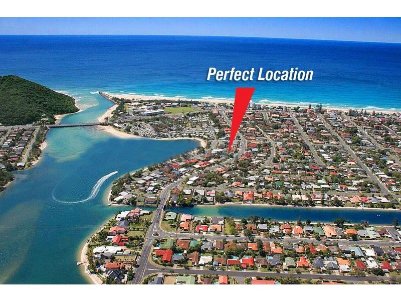 59 Tallebudgera Drive, Palm Beach QLD 4221