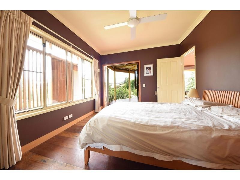12 Creek Way, Currumbin Valley QLD 4223