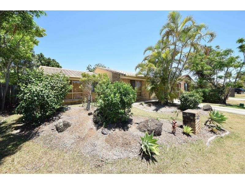 10 Southlake Drive, Varsity Lakes QLD 4227