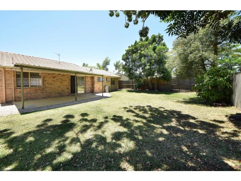 10 Southlake Drive, Varsity Lakes QLD 4227