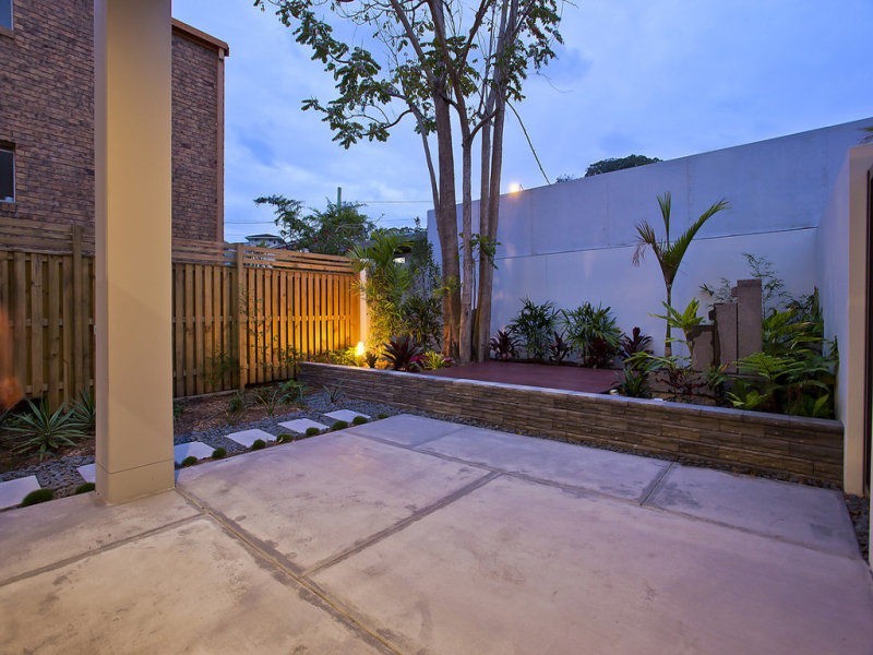8A & 8B Stephens Street, Burleigh Heads QLD 4220